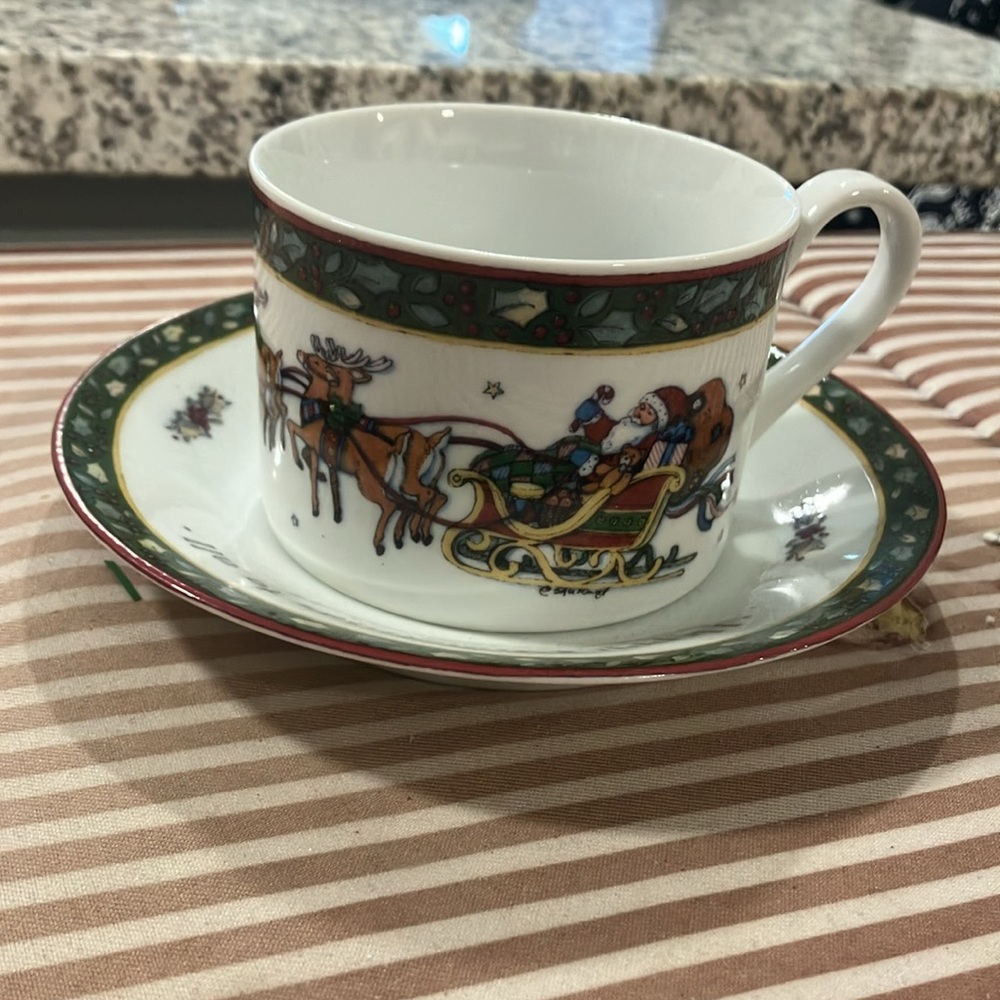 COPY - T’was the Night before Christmas coffee cup & saucer